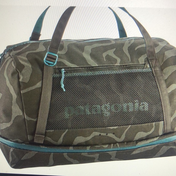 Patagonia Bags Nwt Patagonia Planing Duffel 55l In Camouflage